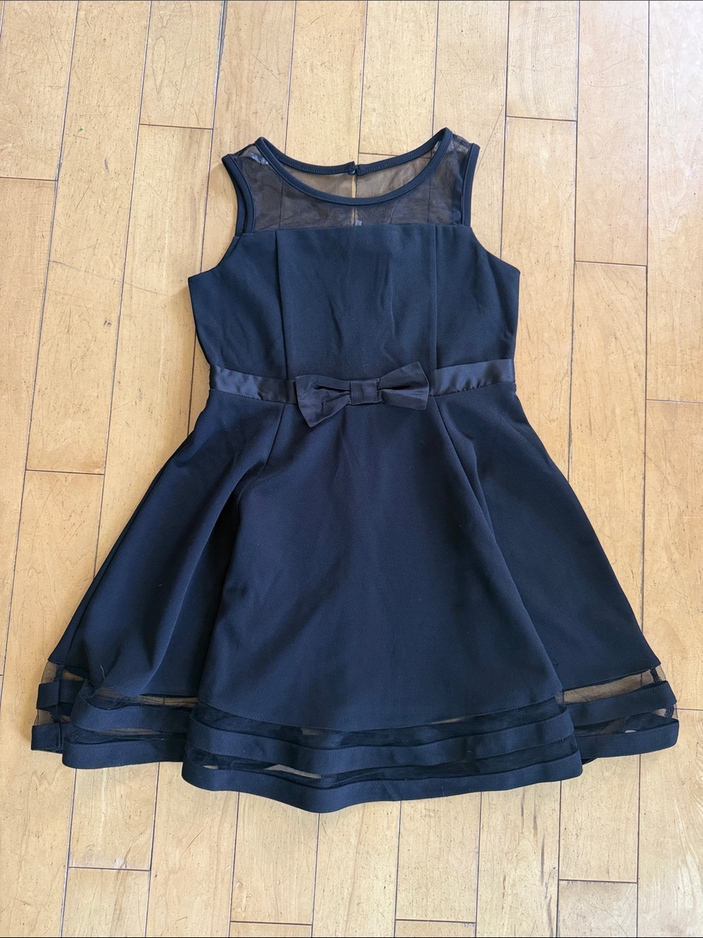 Calvin Klein Black Sleeveless Bow-Waist Party Dress